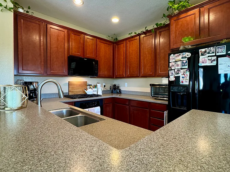 3301 N Park Dr #912 — Photo 11