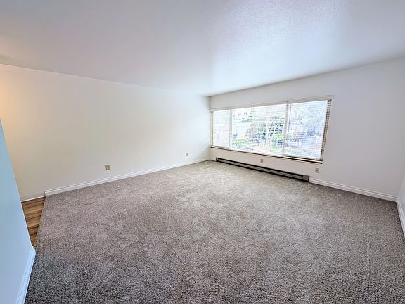 4th image of 1015 Queen Anne Ave N #403