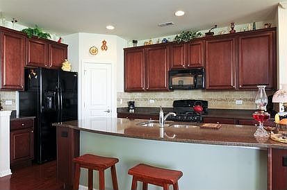 4th image of 3549 Canton Cir