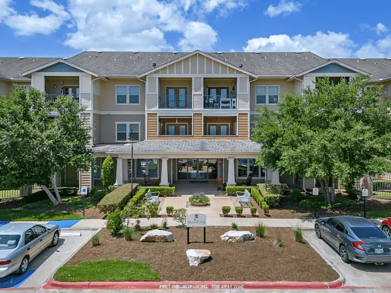 Belle at Bay Colony 55+ Apartments — Photo 1