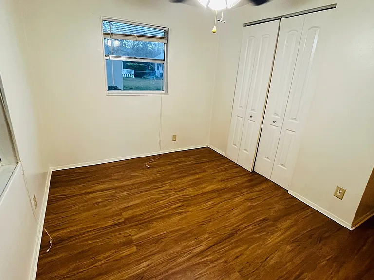 5325 Lime Ave — Photo 16