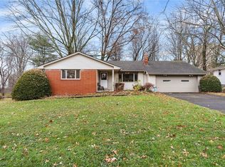 6098 Glenridge Rd, Youngstown, OH 44512