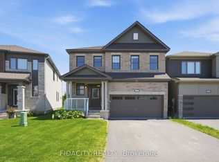 1002 Curraglass Walk, Ottawa, ON K2S3A7