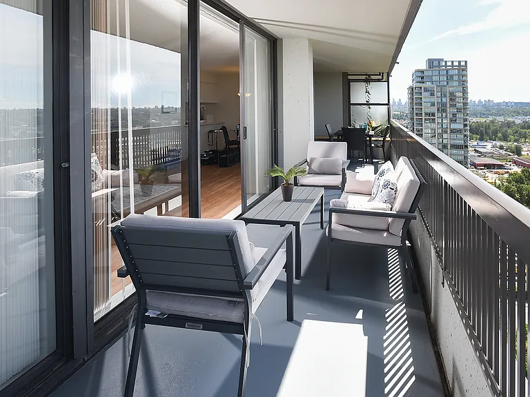 5051 Lougheed Hwy — Photo 19