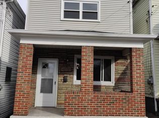 615 9th St, Glassport, PA