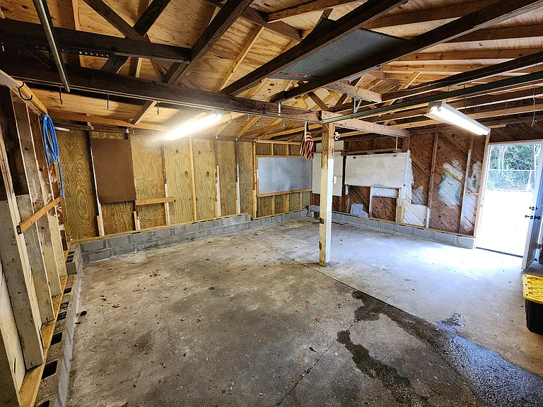 1316 Dexter Ave — Photo 22