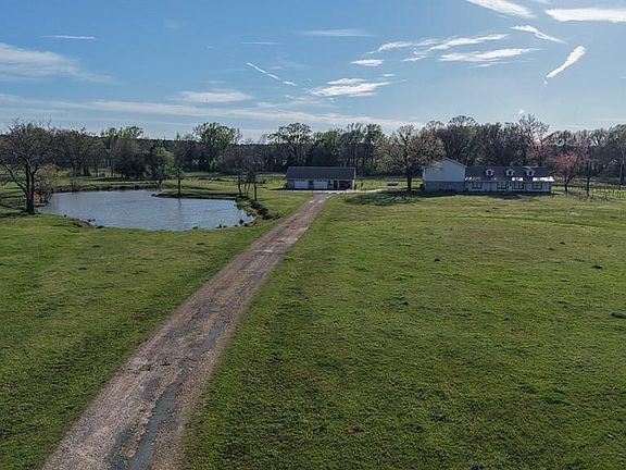 2nd image of 871 County Road 4001