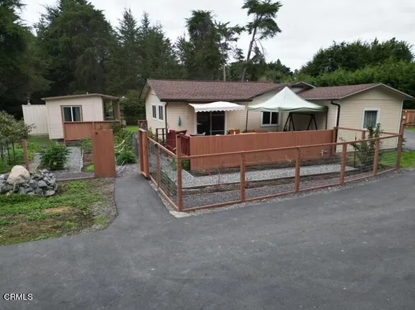 32601 Happy Ln, Fort Bragg, CA 95437