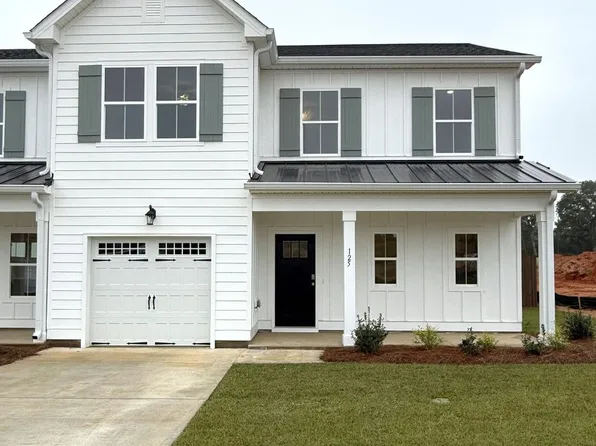 125 Hunters Hill Way, Enterprise, AL 36330