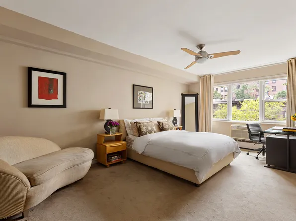 315 East 69th Street image 6 of 8