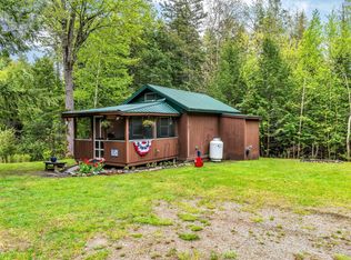 11 Oxbow Dr, Mariaville, ME 04605