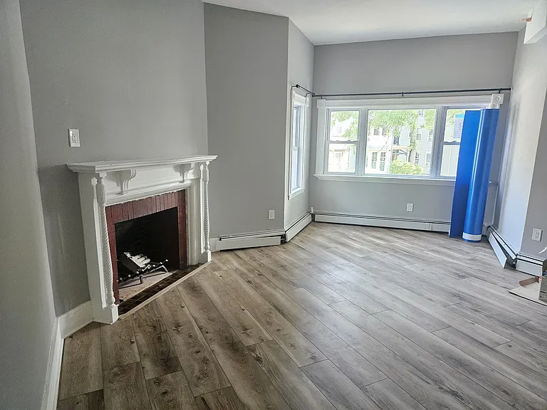 14 Hillside St #2 — Photo 7