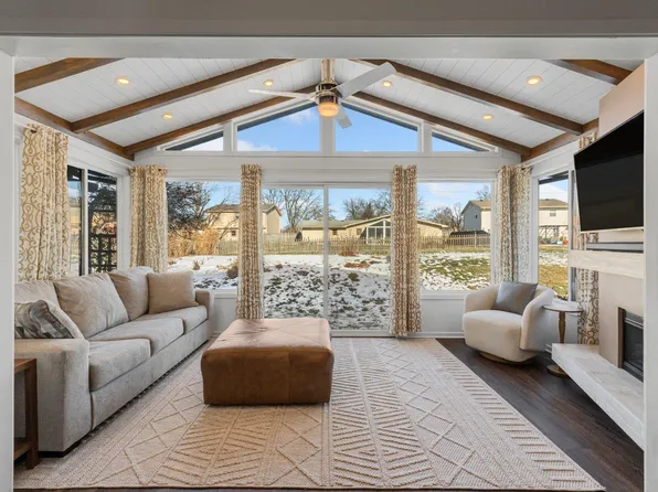 3025 Seafarer Cv, Fort Wayne, IN 46815