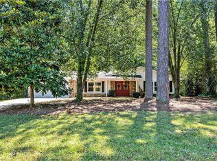 3030 Karen Ln, Marietta, GA 30062
