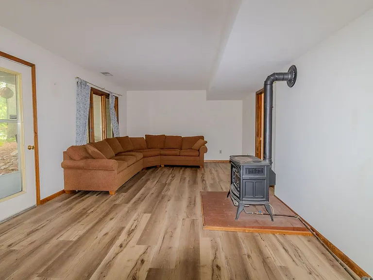 3332 Tibbets Dr — Photo 29