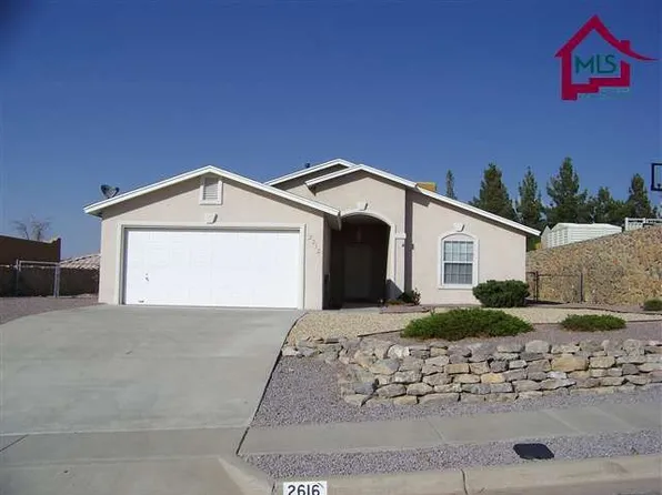 2616 Bearcat Dr, Las Cruces, NM 88001