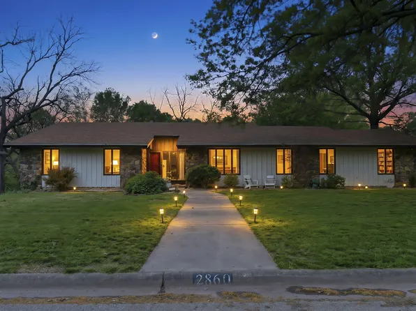 2860 S Chambery Avenue, Springfield, MO 65804