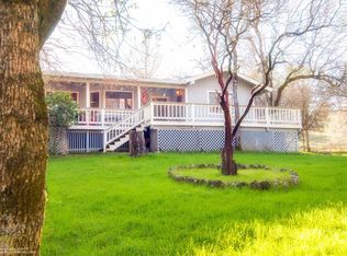 18517 Fair Oaks Dr, Penn Valley, CA 95946