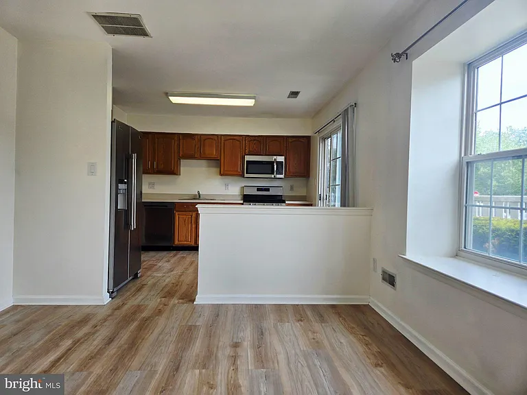 5701 Essex Ln — Photo 24