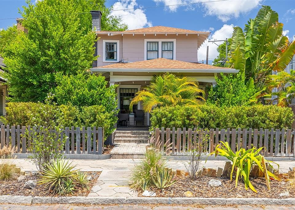1st image of 533 8TH AVENUE N