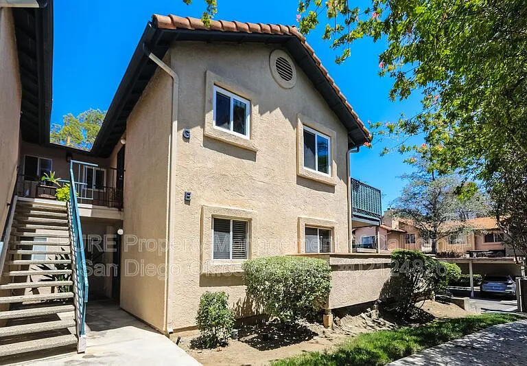 11317 Avenida De Los Lobos #E — Photo 1