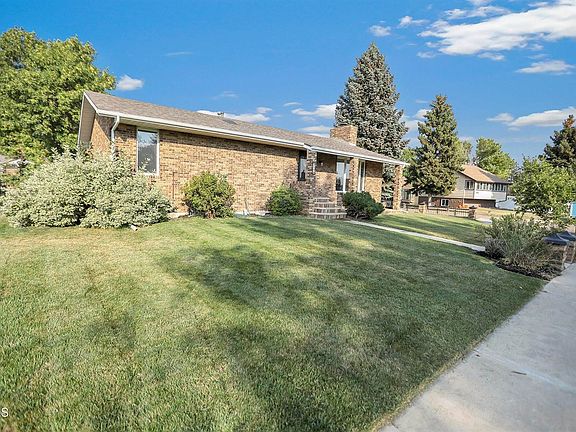 2nd image of 2709 Skyway Ct