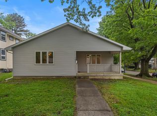 1521 W Church St, Champaign, IL 61821