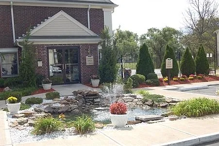 2100 Westlane Rd — Photo 3