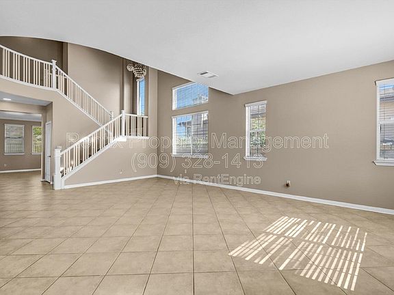 5th image of 28622 High Ridge Dr