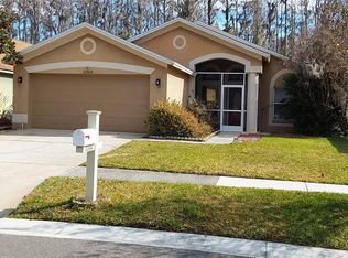 30904 Burleigh Dr, Zephyrhills, FL 33543