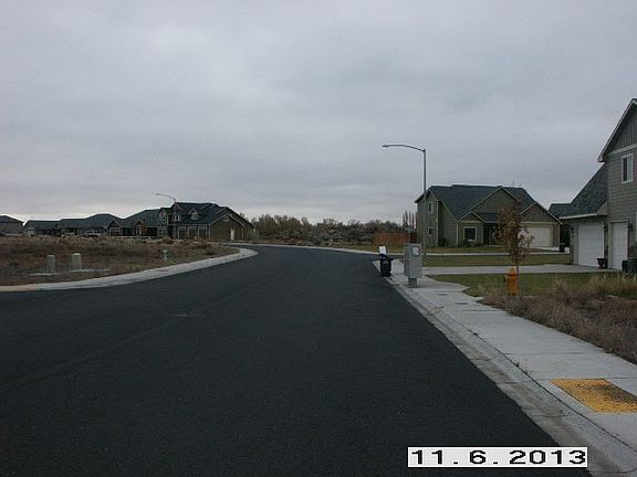 2nd image of 639 N Bluff West Dr