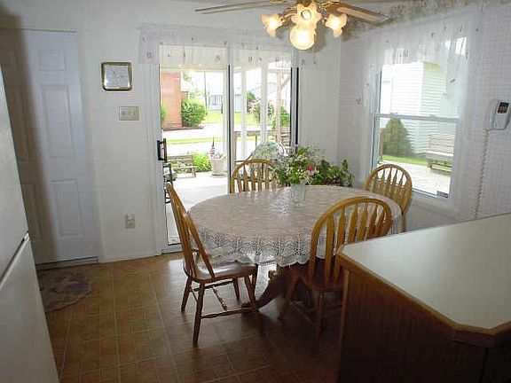 5th image of 10175 Lawnhaven Dr