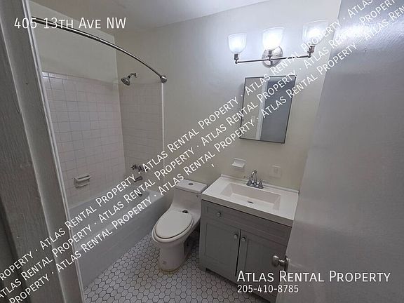 5th image of 405 13th Ave NW