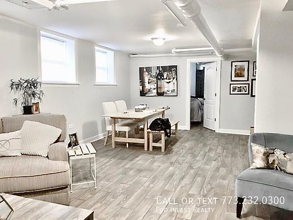 4th image of 2459 W Wilson Ave