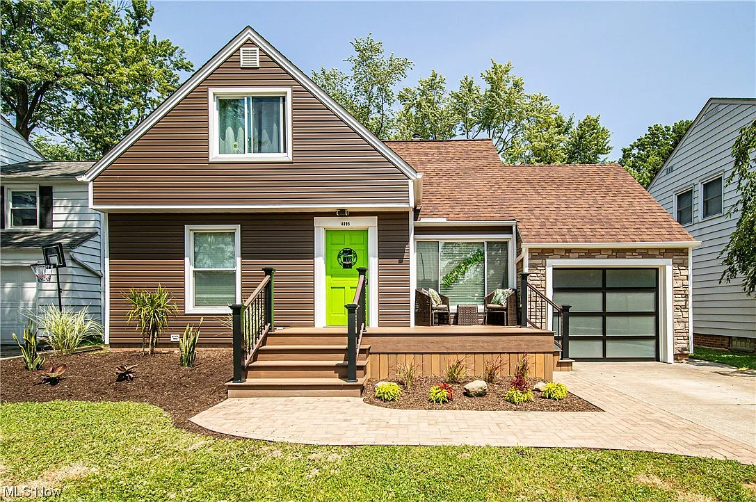 4895 Farnhurst Rd photo 1