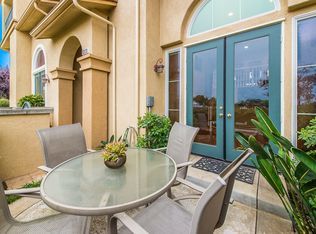 1223 Bayside Cir, Oxnard, CA 93035