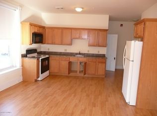 5 Broadway St, Milton, PA 17847