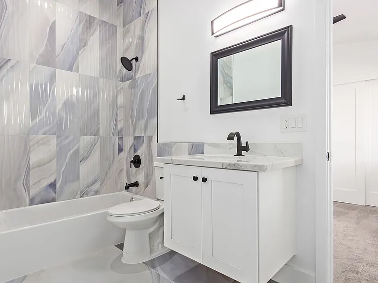 2817 N 29th Pl — Photo 31