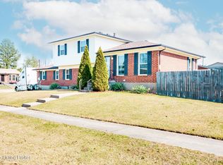 4301 Sundrop Ln, Jeffersontown, KY 40299