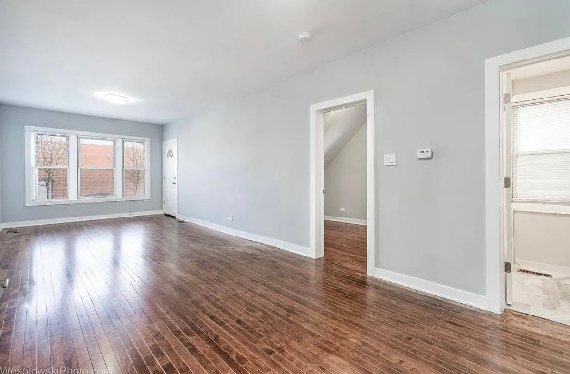 4816 N Kilpatrick Ave — Photo 3