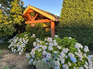 305 W Exeter St #A, Gladstone, OR 97027