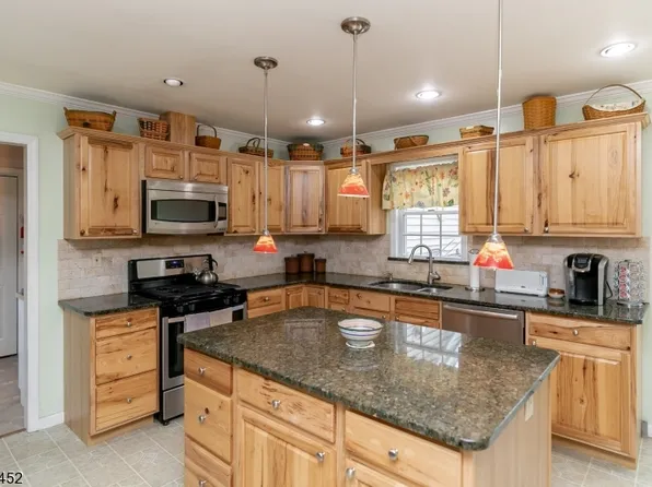 47 Alphano Rd, Independence Twp., NJ 07838