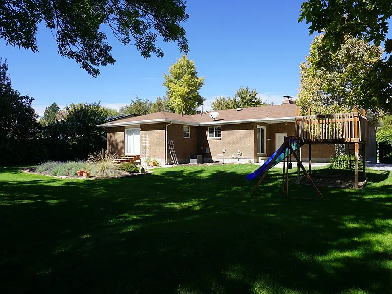 3857 W Jacquelyn St — Photo 37