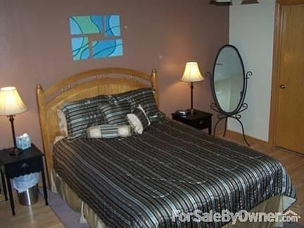 Master bedroom
						:
						Walk in closet and full bathroom attached. Located on main level.