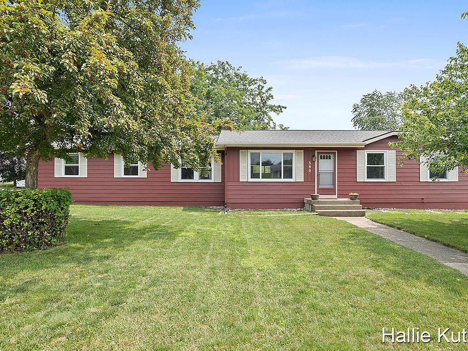 1st image of 590 Vida Cir