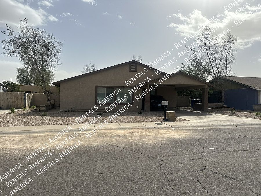 1st image of 771 E Laredo St