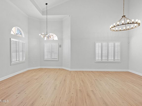 5th image of 6357 Calle Del Rio Ln