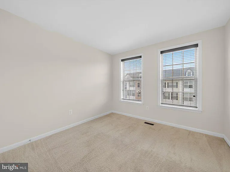 1169 Carinoso Cir — Photo 34