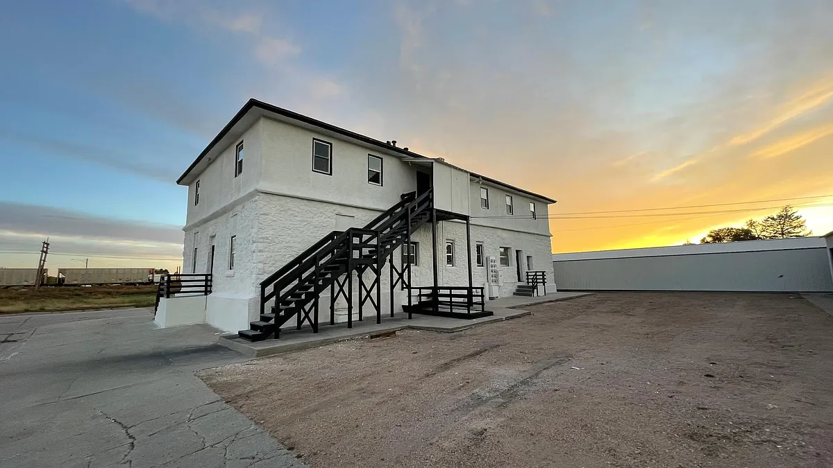 Building Photo - 640 12th Ave #1-2-4