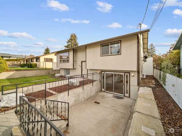 306 Leslie Way #A&B, East Wenatchee, WA 98802